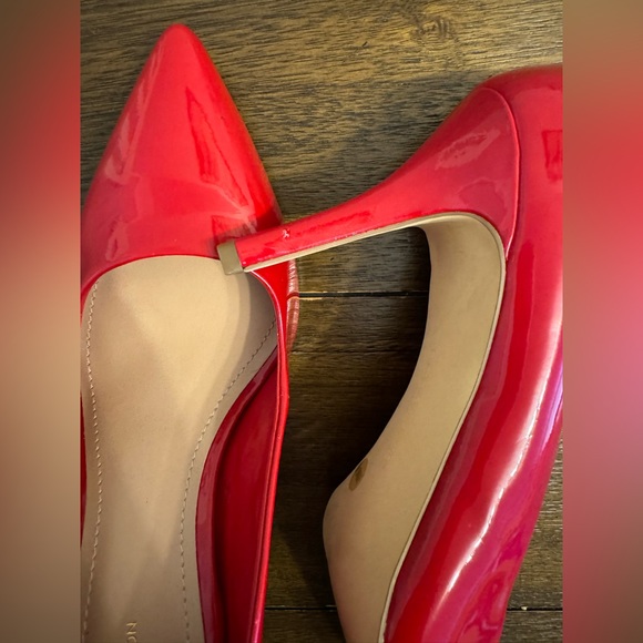 BCBGeneration Gaminkh-x Red Classic Womens Pumps Heels 10M - Picture 7 of 15